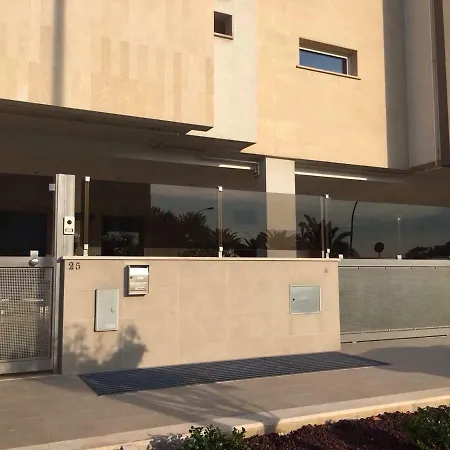 Apartment Dimora Feli Locazione Turistica Con Posto Auto